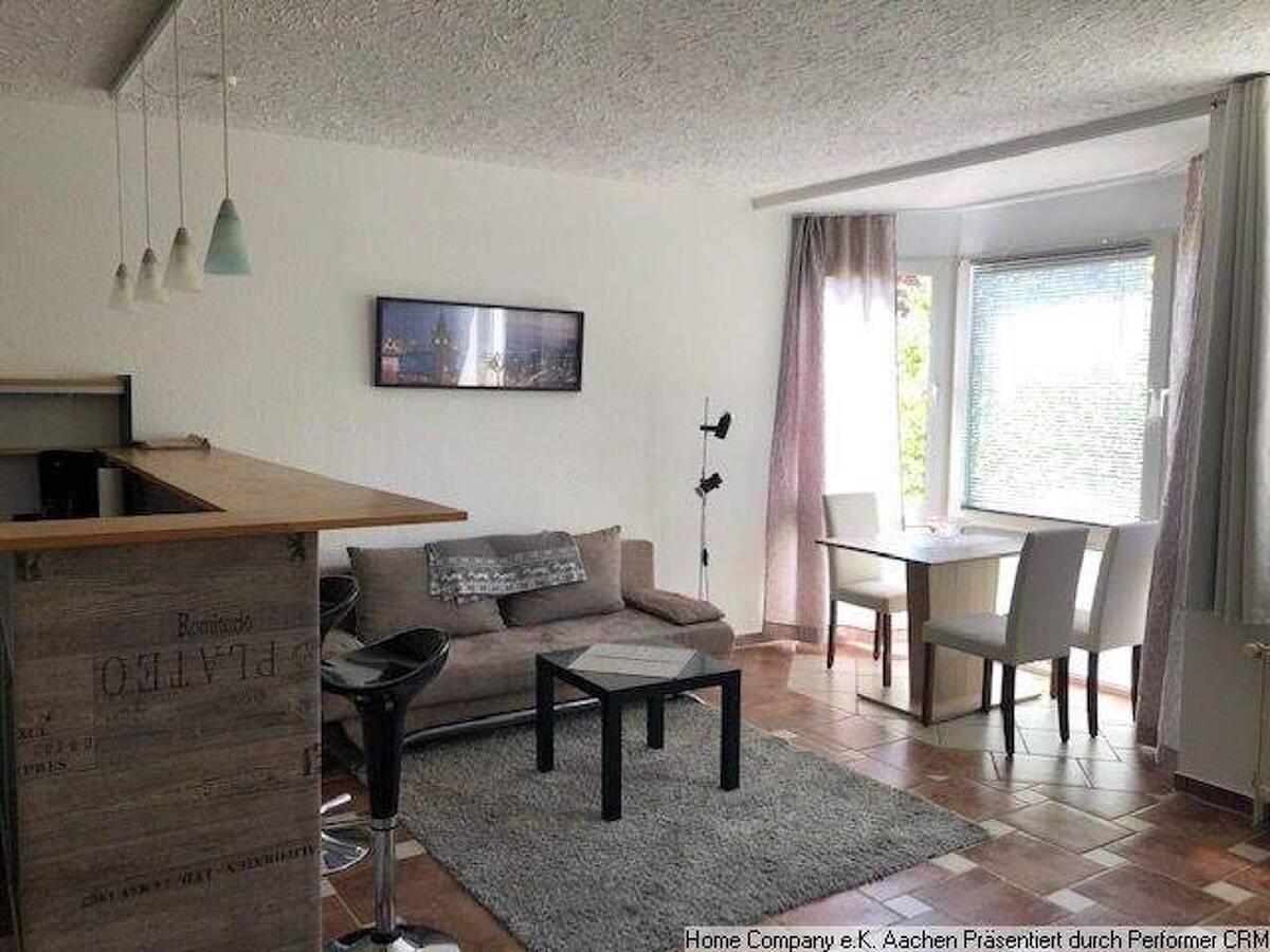 Aachen-Forst: Modern möbl. 2-Zi-appartm. mit PKW-Stellplatz u. Internet – 52078 Aachen – Bild 1 von 9