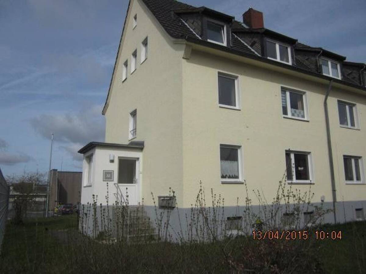 Gemütliche 2-Zimmer Dachgeschosswohnung in Senne – 33647 Bielefeld – Bild 1 von 5