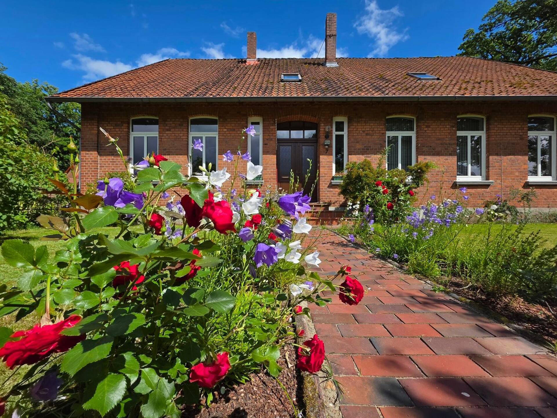 Einfamilienhaus in 29525 Uelzen mit 219 m² kaufen