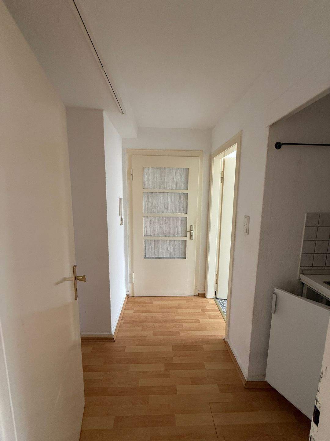 zentral gelegene 1 Zimmerwohnung mit Pantryküche im Riemekeviertel – Paderborn – Vorschaubild 3