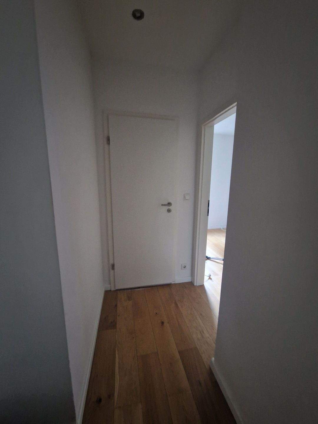 Modern sanierte Altbauwohnung mit Flair – Nürnberg – Vorschaubild 7