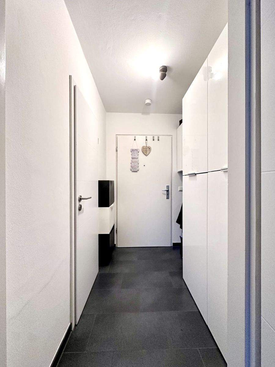 Charmantes 1-Zimmer-Apartment mit Südloggia - Ihr neues Zuhause oder clevere Kapitalanlage! – Augsburg – Vorschaubild 3