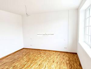 Attraktive 2-Zimmer-Wohnung mit hochwertiger Ausstattung, Terrasse und Stellplatz – 75433 Maulbronn – Vorschaubild 3