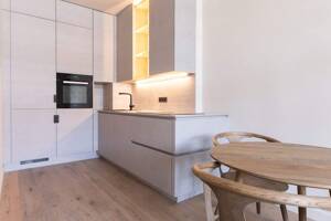 Kernsanierte Altbauwohnung in Hamburg - Winterhude – 22299 Hamburg – Vorschaubild 3