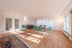 Stilvolle Stadtvilla-Wohnung mit großzügigem Raumgefühl in Heilbronner Toplage – 74074 Heilbronn – Vorschaubild 2