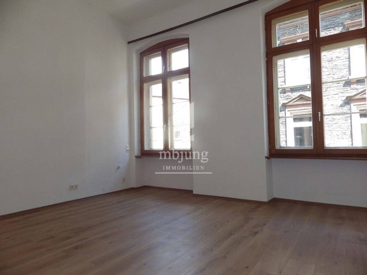 Großzügige Wohnung im Stadtkern von Trarbach