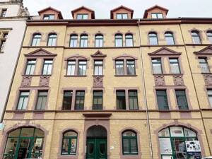 Gepflegte Wohnung in zentraler Erfurter Innenstadt mit großer Terrasse