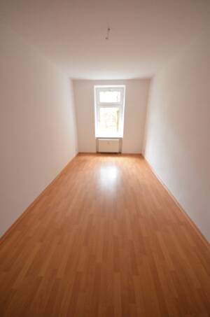 Sanierte Altbauwohnung Laminatboden und Balkon im ruhigen Hofgebäude! – 4155 Leipzig – Vorschaubild 6