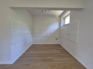Nicht lange zögern anfragen! /Don't hesitate get in touch! – 47169 Duisburg – Vorschaubild 7