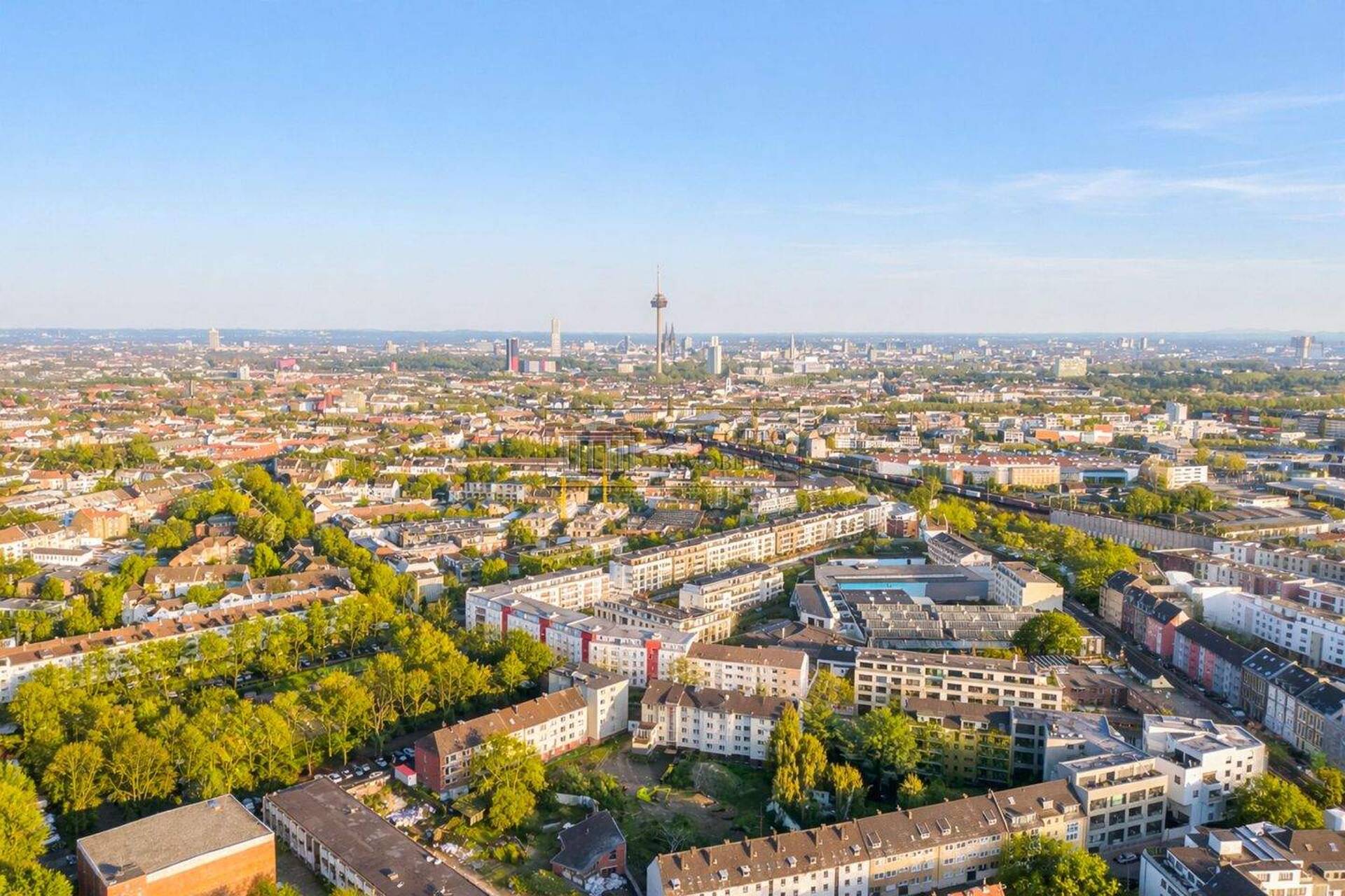 Etagenwohnung in 50827 Köln mit 35,91 m² kaufen