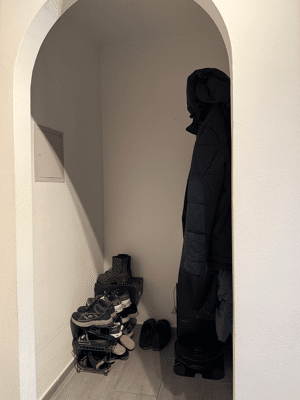 Helle 3-Zimmer-Wohnung mit traumhaftem Alpenblick, windgeschützter Loggia und Tiefgaragenstellplatz – 81737 München – Vorschaubild 9