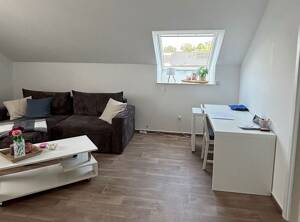 Charmante Dachgeschosswohnung in Stieghorst – 33605 Bielefeld – Vorschaubild 2