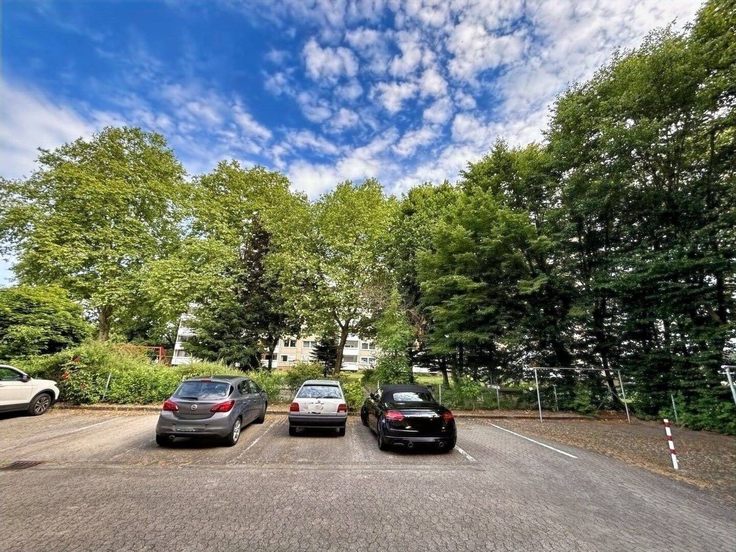 Nähe VW und Stadion - 4-Zimmer-Wohnung im Schwarzen Berg – Braunschweig – Vorschaubild 2
