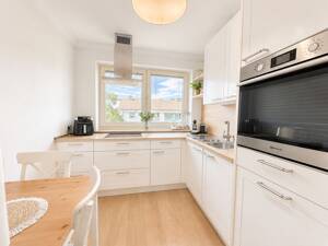 Moderne 4-Zimmer-Eigentumswohnung mit Balkon, Klimaanlage und Stellplatz – 40470 Düsseldorf – Vorschaubild 7