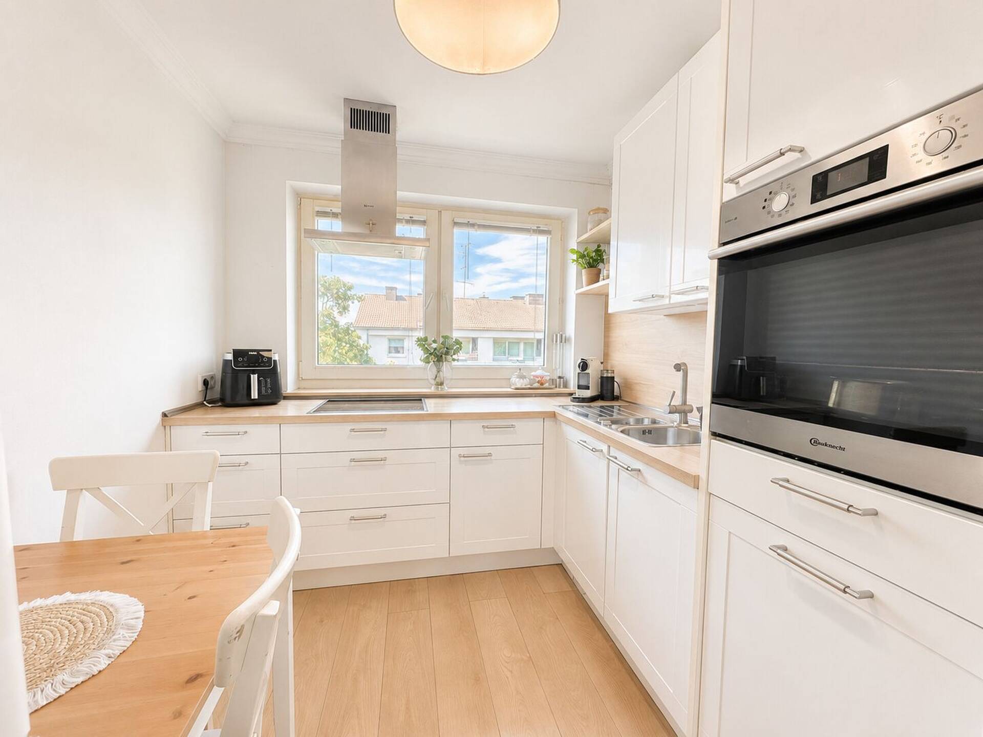 Etagenwohnung in 40470 Düsseldorf / Mörsenbroich mit 103 m² kaufen