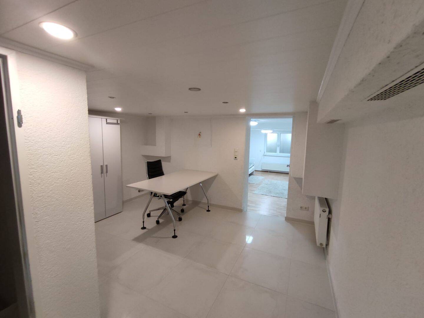 Reihenmittelhaus zur Mieten – Frankfurt am Main – Vorschaubild 4