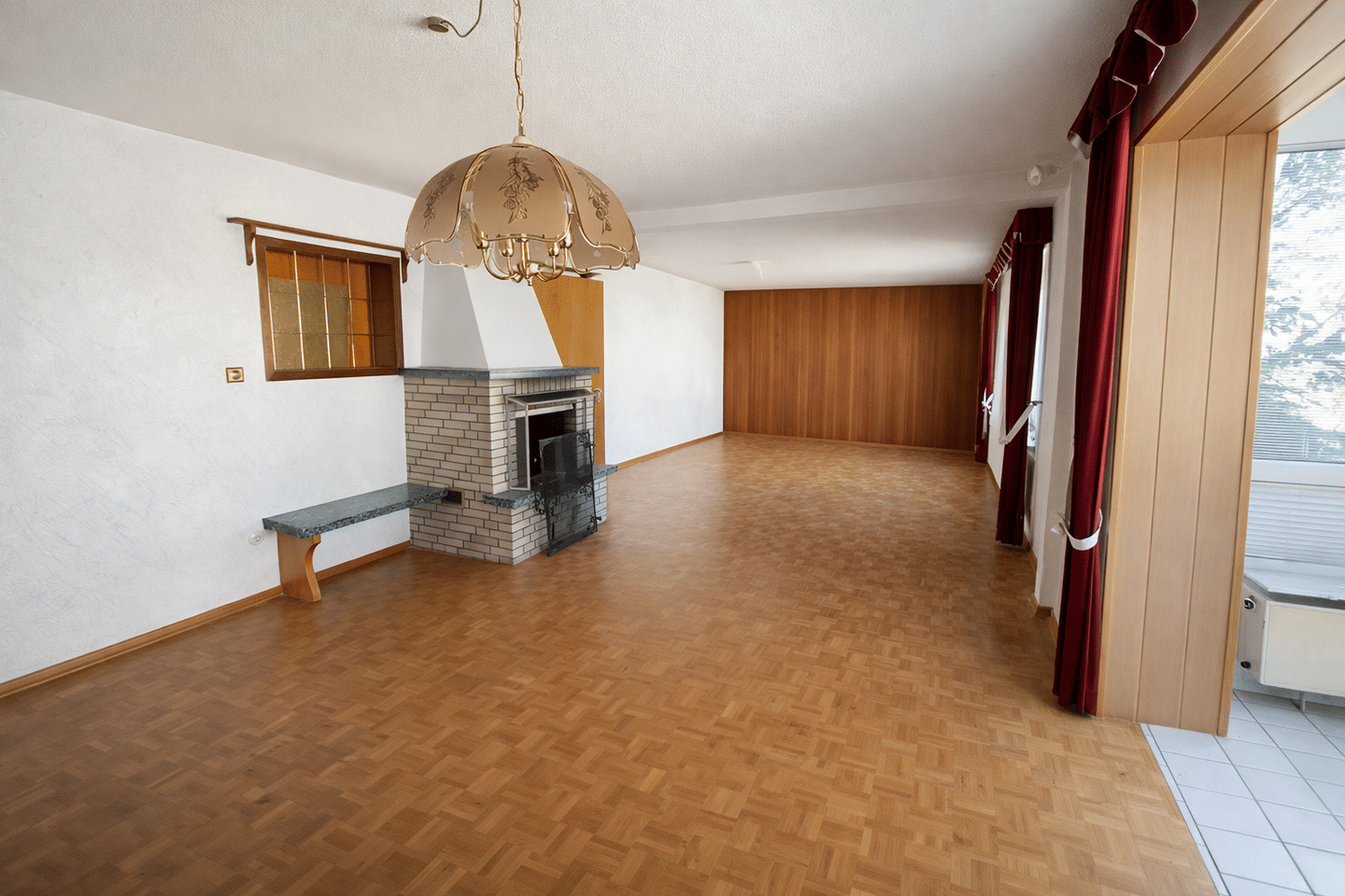 Mehrfamilienhaus mit viel Entwicklungspotenzial in Sibbesse. – Sibbesse – Bild 1 von 9