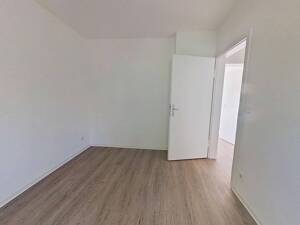 Helle 3-Zimmer-Wohnung mit sonnigem BALKON und modernem Tageslichtbad – 33649 Bielefeld – Vorschaubild 6