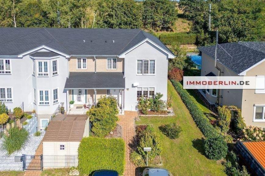 IMMOBERLIN.DE - Wunderbares Haus mit Sonnengarten in ländlicher Lage – Großbeeren – Bild 1 von 9