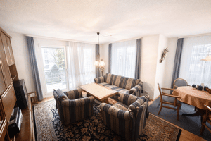 RESERVIERT: Bezugsfreie 3-Zimmer-Wohnung mit Balkon & 2 Tiefgaragenstellplätzen - Stuttgart Bad Cannstatt – 70372 Stuttgart – Vorschaubild 2