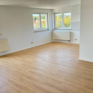Ruhige 2-Zimmer-Wohnung im 4. Stock mit Balkon und Stellplatz in Dresden - Klingestraße – 1159 Dresden – Vorschaubild 3
