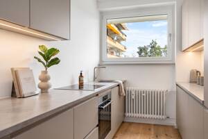 ROGERS: Helle Wohnung mit Balkon mit idealem Grundriss – 82110 Germering – Vorschaubild 3