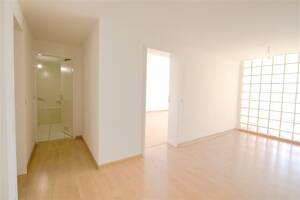 Sofort Einziehen: 4-Zimmer-Wohnung mit Weitblick in Freiburg-Tiengen – 79112 Freiburg im Breisgau – Vorschaubild 6