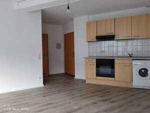 Charmante 2-Raum-Wohnung mit Balkon und Küche im Herz von Werden