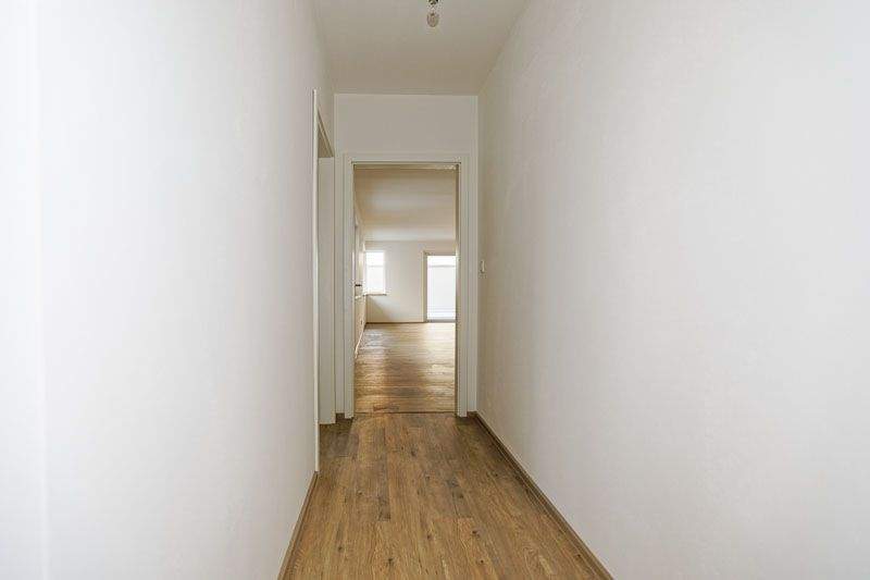Exkl. 3 R. – Whg., Energieklasse A, Balkon 30qm, Fahrstuhl, überdachter Stellplatz – Gotha – Vorschaubild 5