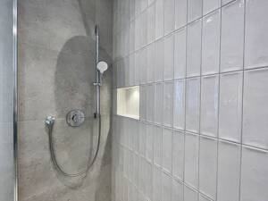 Wohnen am Schlossgarten - neues Bad, Aufzug & Einbauküche – 70190 Stuttgart – Vorschaubild 3