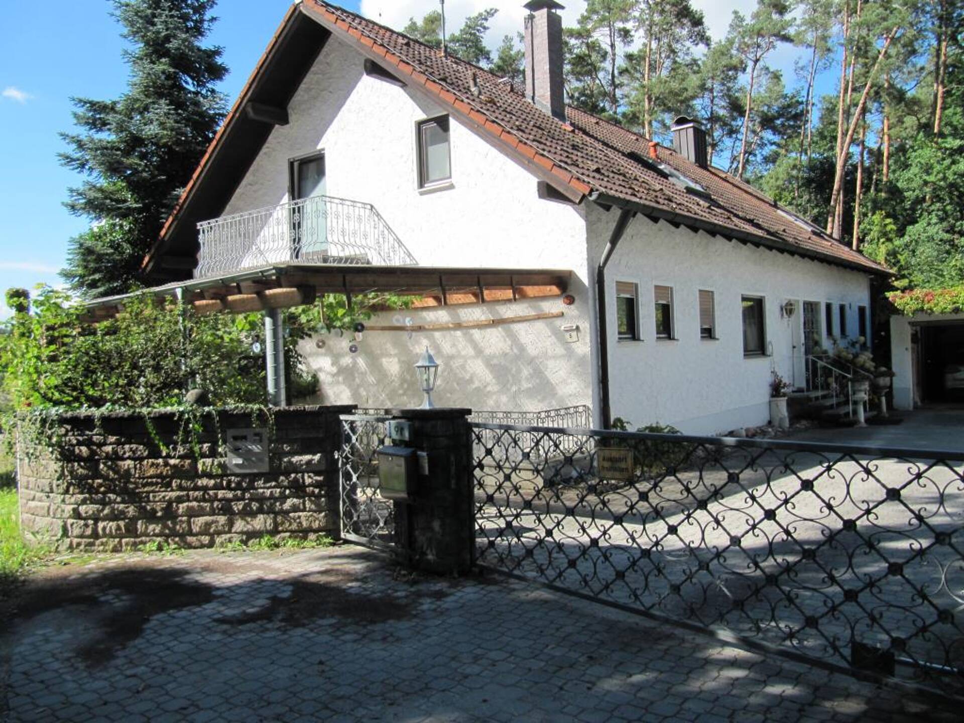 Erdgeschosswohnung in 91154 Roth / Pfaffenhofen mit 154 m² kaufen