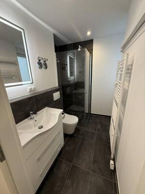 Exklusives Apartment in begehrter Wohnlage - Provisionsfrei direkt vom Eigentümer – 65934 Frankfurt am Main – Vorschaubild 8