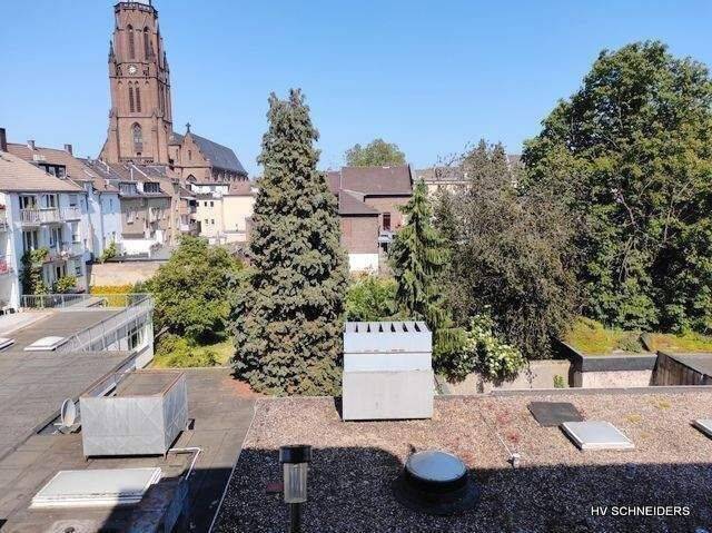 Krefeld-City, Ostwall 71 - Großteils möblierte 3-Zimmer-Maisonette-Wohnung (127qm) mit 2 großen Balkonen ab Oktober zu mieten !!! – Krefeld – Vorschaubild 9