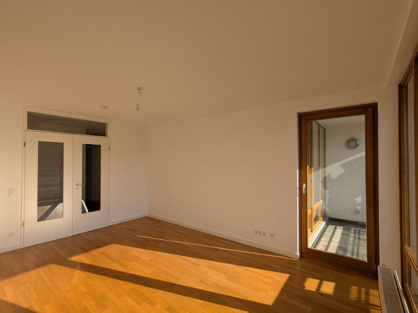 3 Zimmer Wohnung mit 2 Balkonen im 4. OG an der Rummelsburger Bucht mit Tiefgaragenplatz – Berlin – Vorschaubild 6