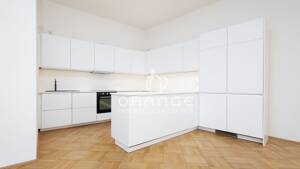 ***WG-Haus, kleines Studentenwohnheim mitten in Regensburg***