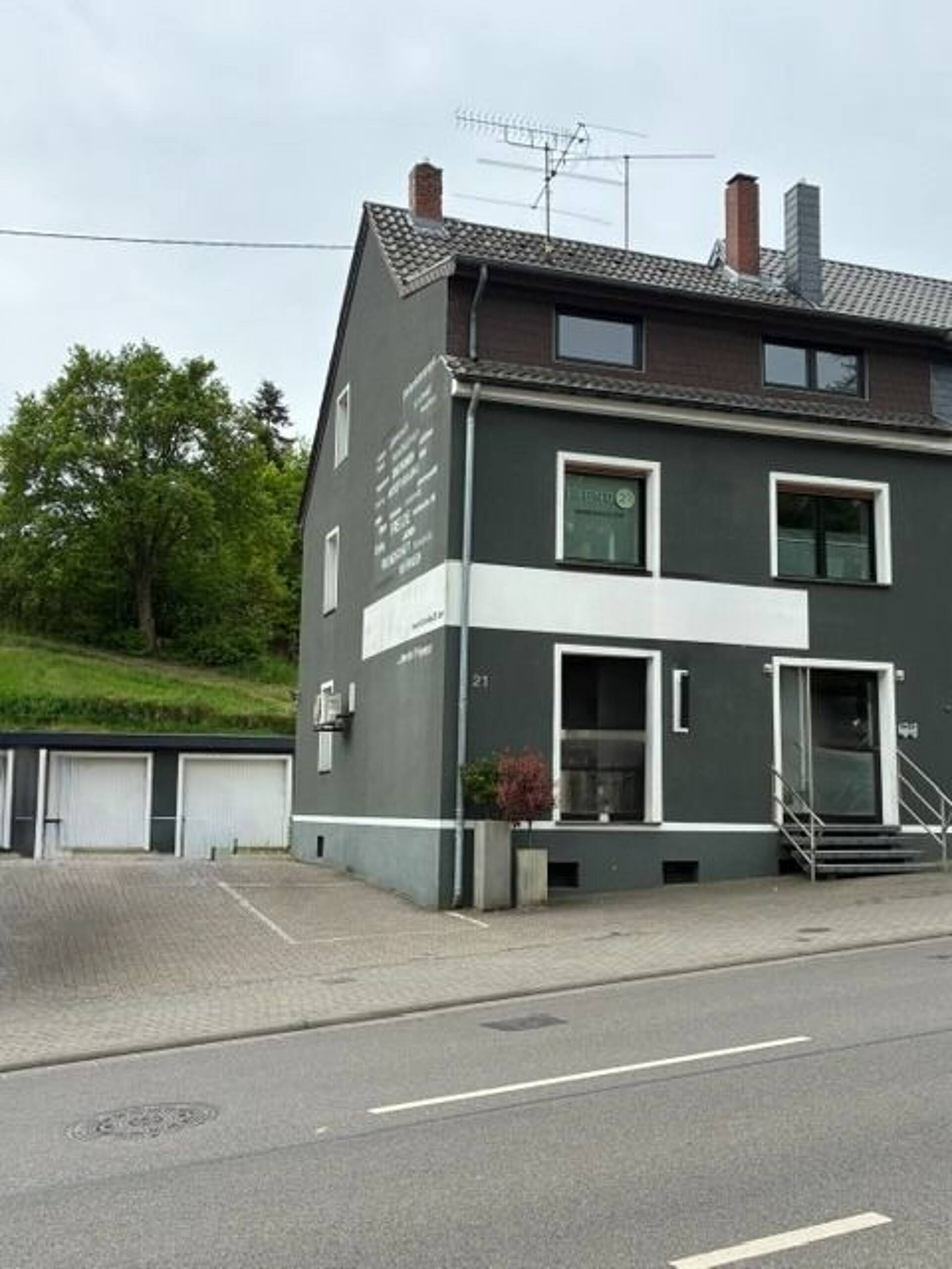Mehrfamilienhaus in 66333 Völklingen mit 200 m² kaufen