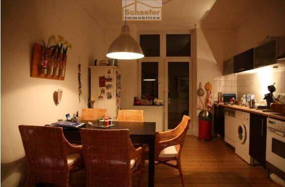 2-Zimmer-Altbauwohnung mit großer Wohnküche! Gedämmt und Dreifachverglast! – Düsseldorf – Vorschaubild 3