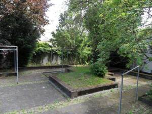 Bonn Zentrum renoviertes Apartment (für Einzelperson) Nichtraucher Wohnraum, Balkon, kleinerer Schlafraum, sep.Küche mit neuer EBK, Bad, TG-Stellplatz – 53111 Bonn – Vorschaubild 9