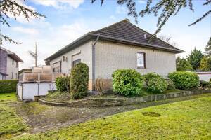 Ebenerdiges Einfamilienhaus mit Ausbaupotenzial auf Traumgrundstück in Arsten – 28279 Bremen – Vorschaubild 4