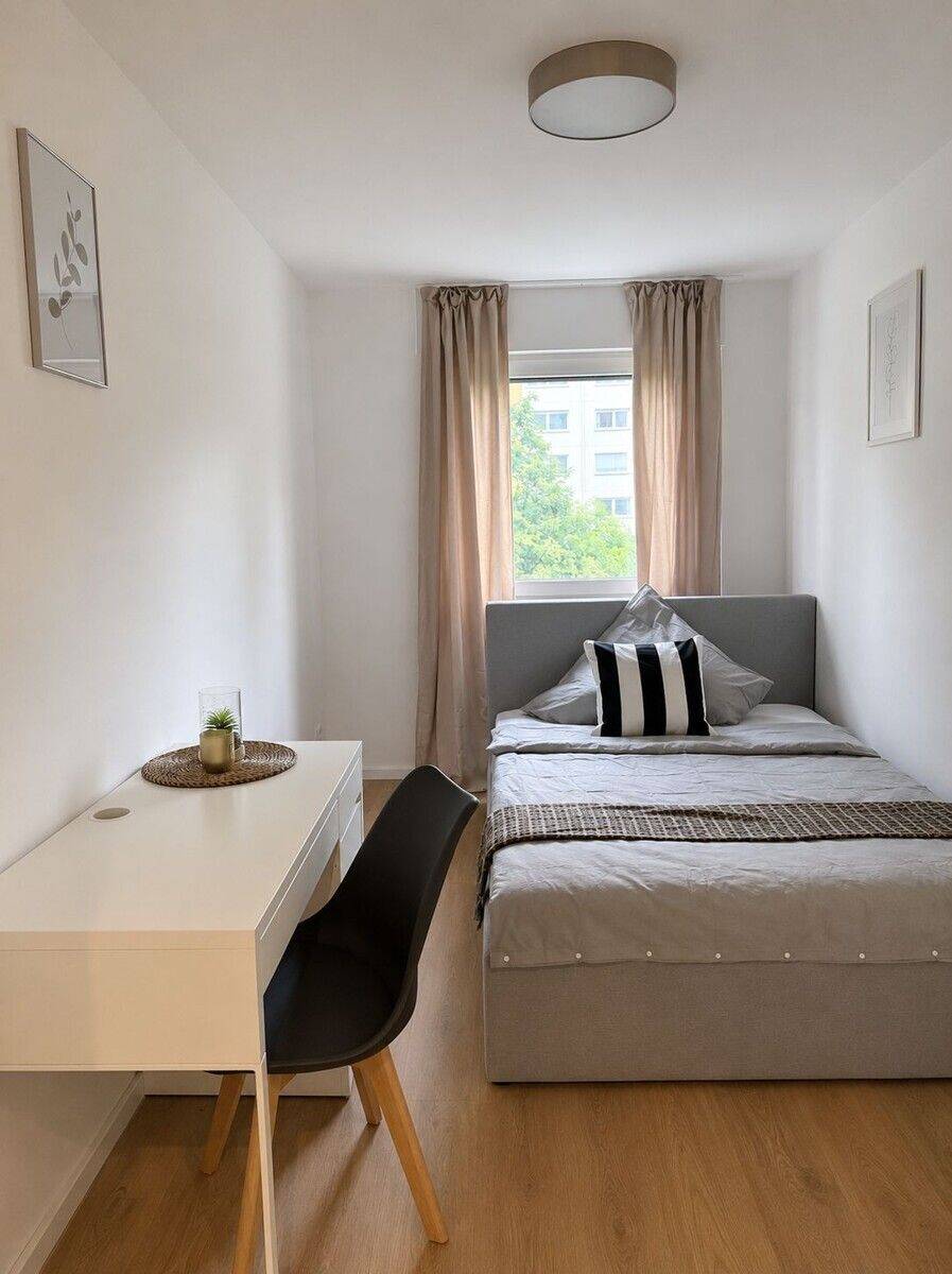 Möbliertes WG-Zimmer mit Balkon am Westkreuz – München – Vorschaubild 5