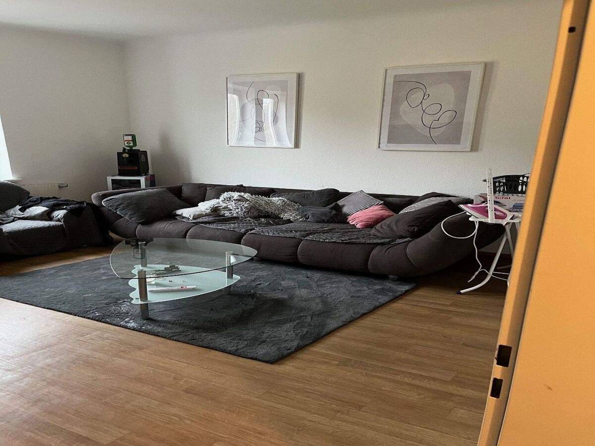 Altbau im 3. OG: 4 Zimmer, ohne Balkon – 89073 Ulm – Bild 1 von 8
