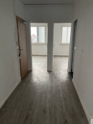 Deal des Monats: Deine renovierte Wohnung zum besten Mietpreis! / Freshly renovated and attractively – 6124 Halle (Saale) – Vorschaubild 4
