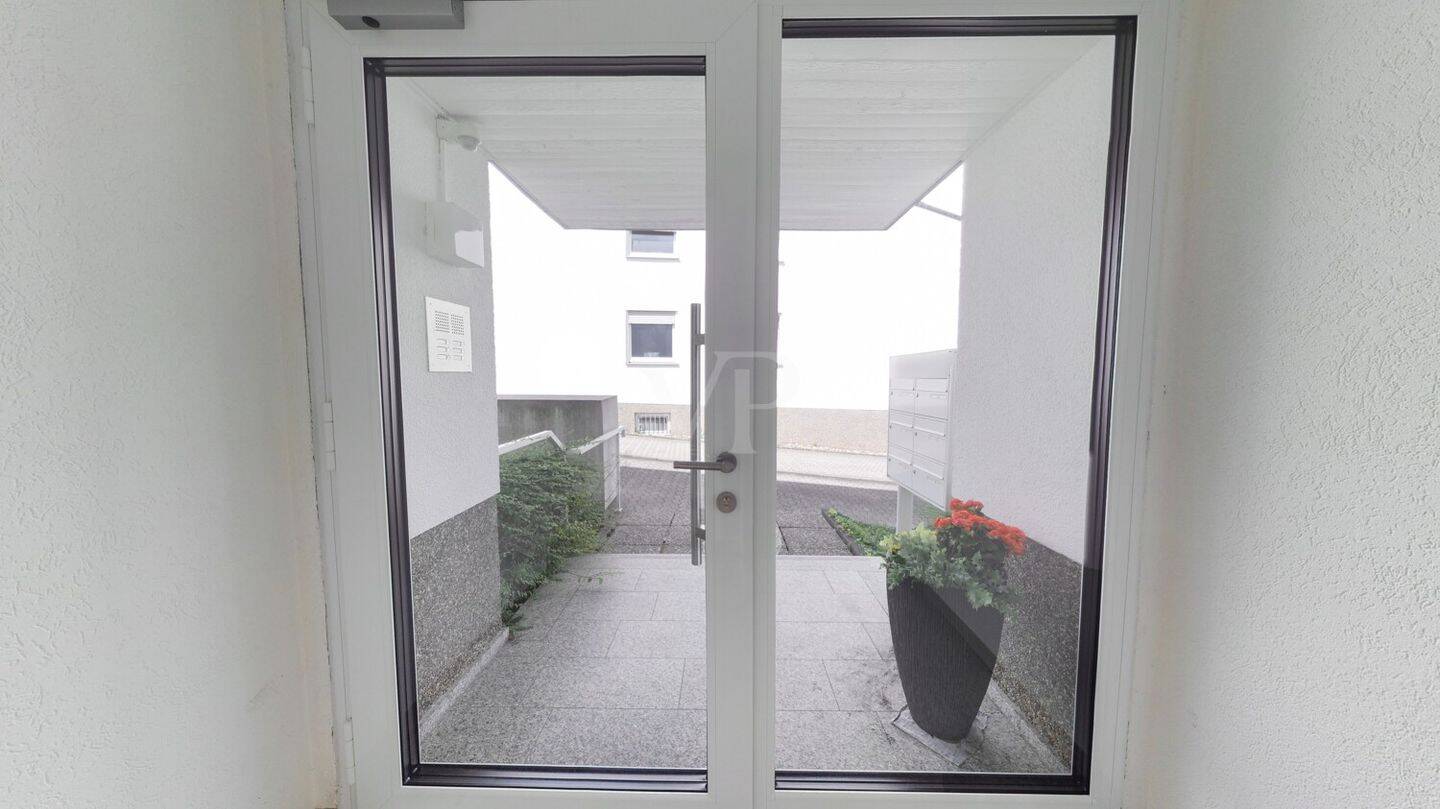 Am Steinhübel in bester Lage, Renovieren und einziehen! – Saarbrücken – Vorschaubild 3