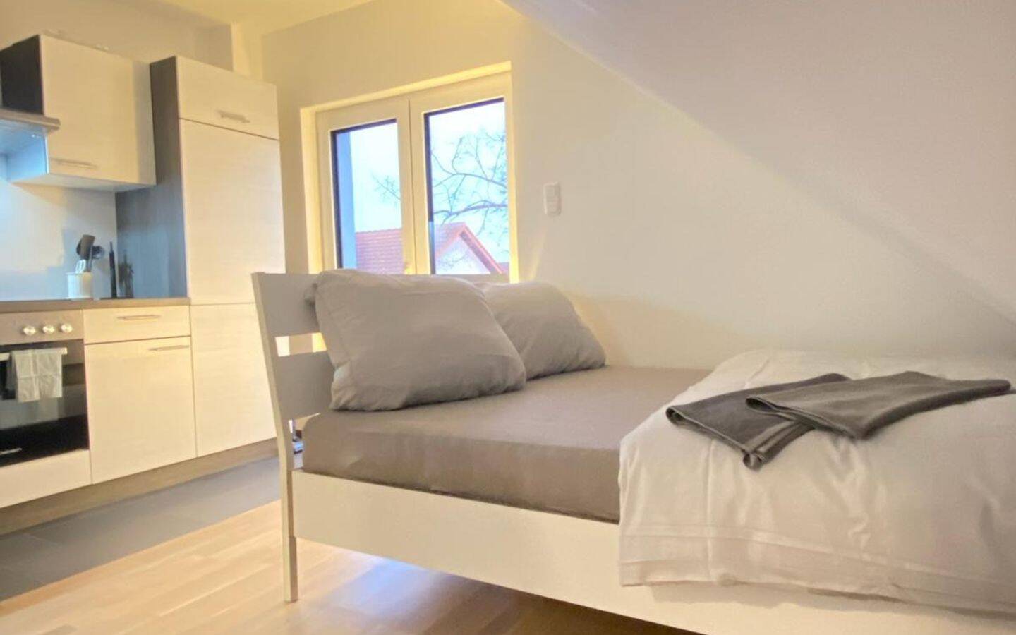 Zeitwohnen in Karlsruhe, möblierte Wohnung mieten – Karlsruhe – Vorschaubild 2
