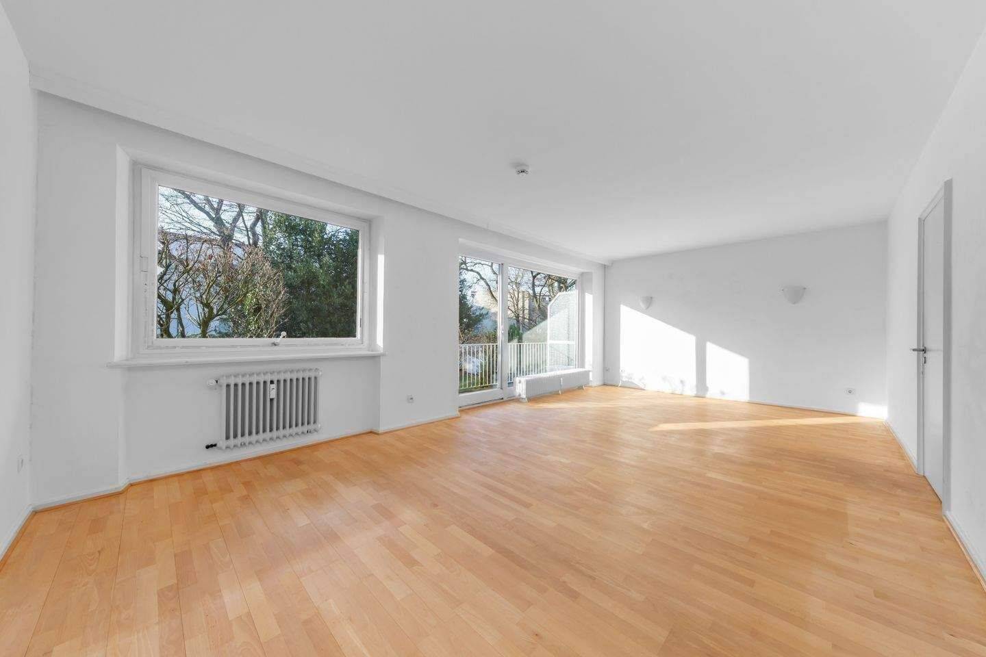1-Zimmer-Appartment mit Balkon an der Alster – Hamburg – Vorschaubild 2