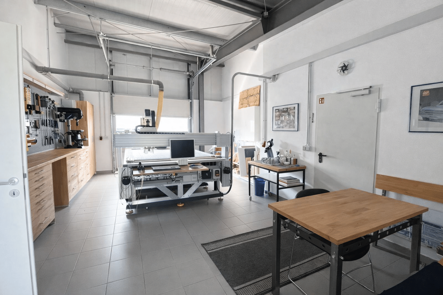 Arbeiten und Wohnen auf 2.700 m² - Gewerbeobjekt mit Wohnhaus, Halle und Garagen – Mühlhausen – Vorschaubild 8