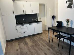 Mitten in STUTTGART ! Wunderschöne vollmöbilierte Studioapartments zur Miete – 70190 Stuttgart – Vorschaubild 1
