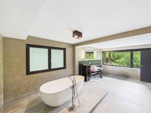 Architektonisch beeindruckende Villa mit exklusivem Wohnambiente und Pool im Steinbachtal – 97082 Würzburg – Vorschaubild 7