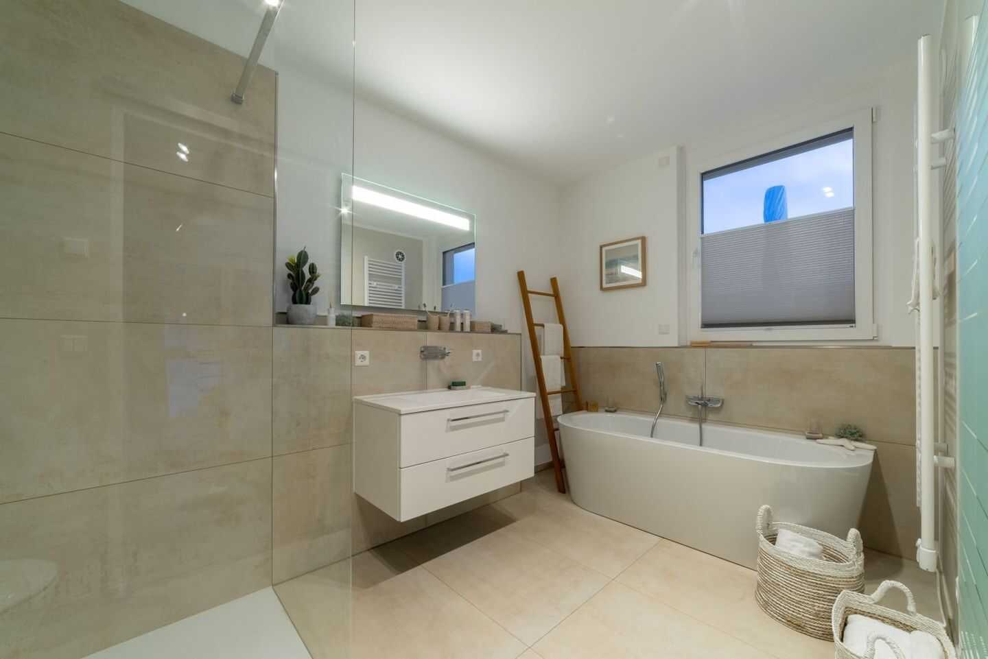 Individuelles Einfamilienhaus in Mönchengladbach - Nachhaltiges Wohnen mit hochwertiger Architektur – Mönchengladbach – Vorschaubild 4