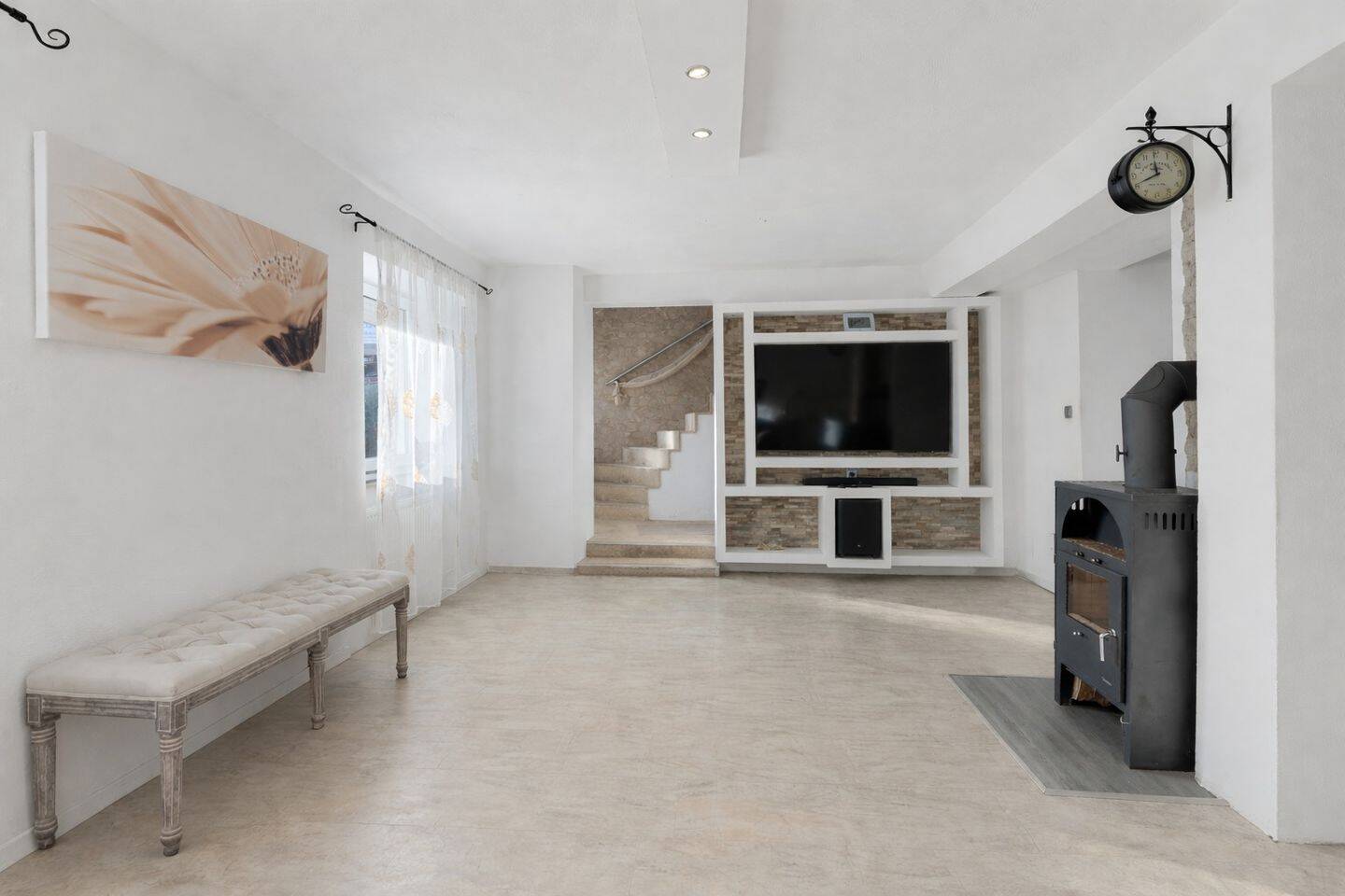 Gepflegtes Einfamilienhaus mit Terrasse, Balkon und Garage in Bad Lippspringe – Bad Lippspringe – Vorschaubild 5